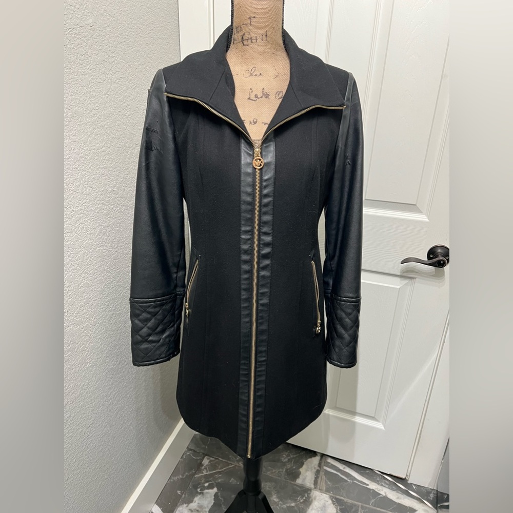 Michael Kors Black Faux Leather & Wool Blend Pea Coat Size 6 Flawed